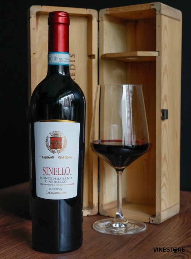 Вино Montepulciano D’Abruzzo Sinello Riserva 2015 0.75 л