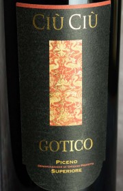 Вино Ciu Ciu Gotico Rosso Piceno Superiore 1.5 л