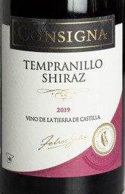 Вино Consigna Tempranillo Shiraz 2019 0.75 л
