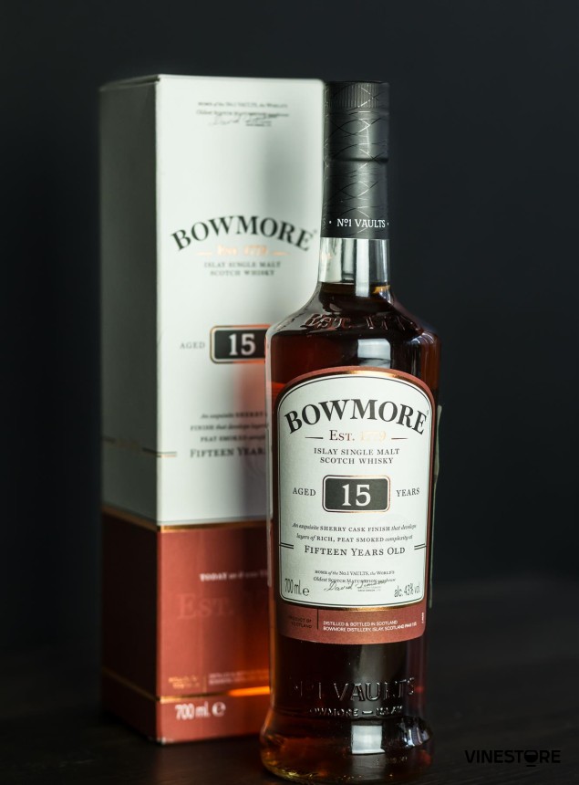 Виски односолодовый Bowmore 15 Years Old 0.7 л